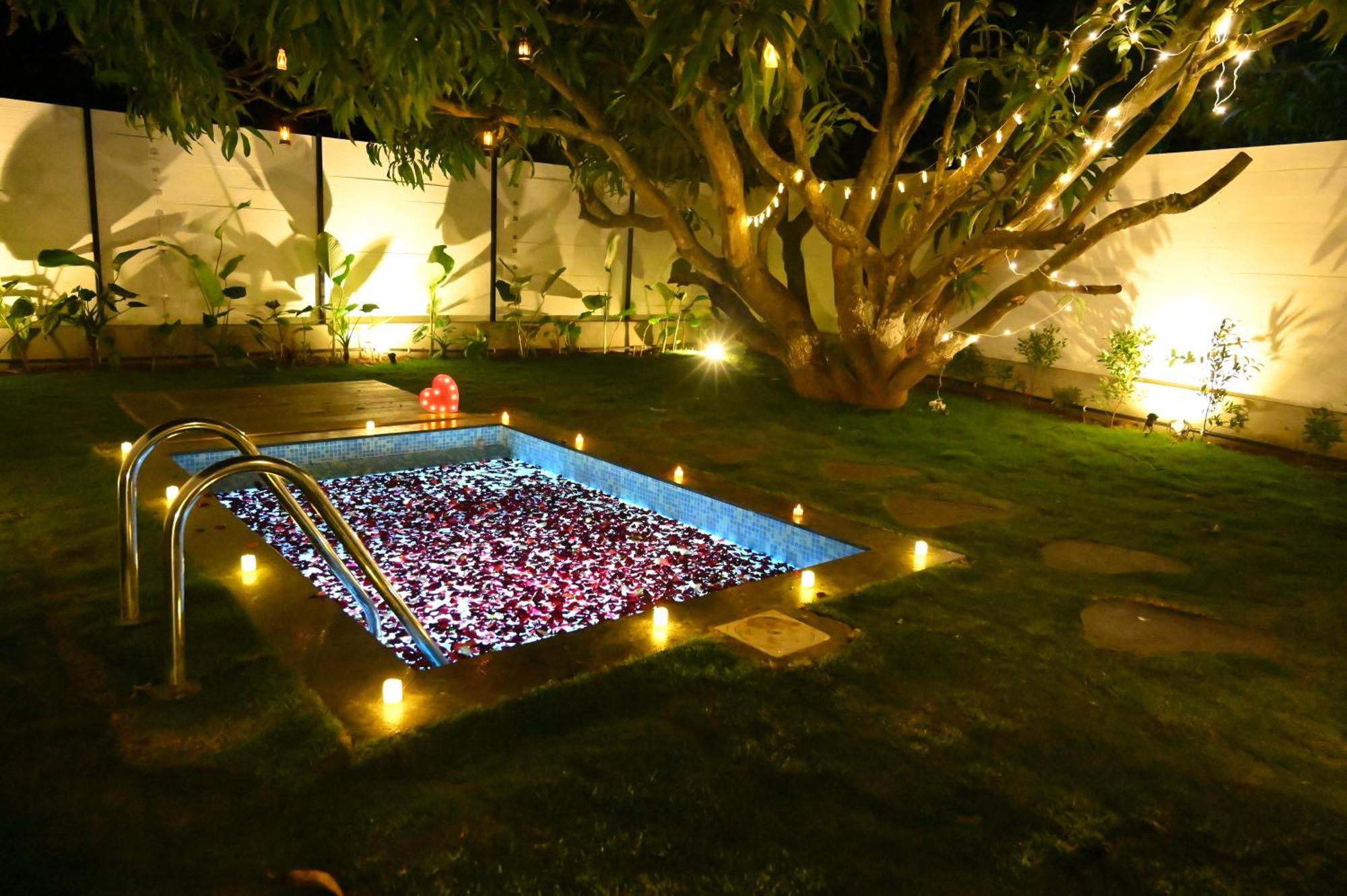Aura Farms - Private Pool Cottages Rāmanagaram Exterior photo