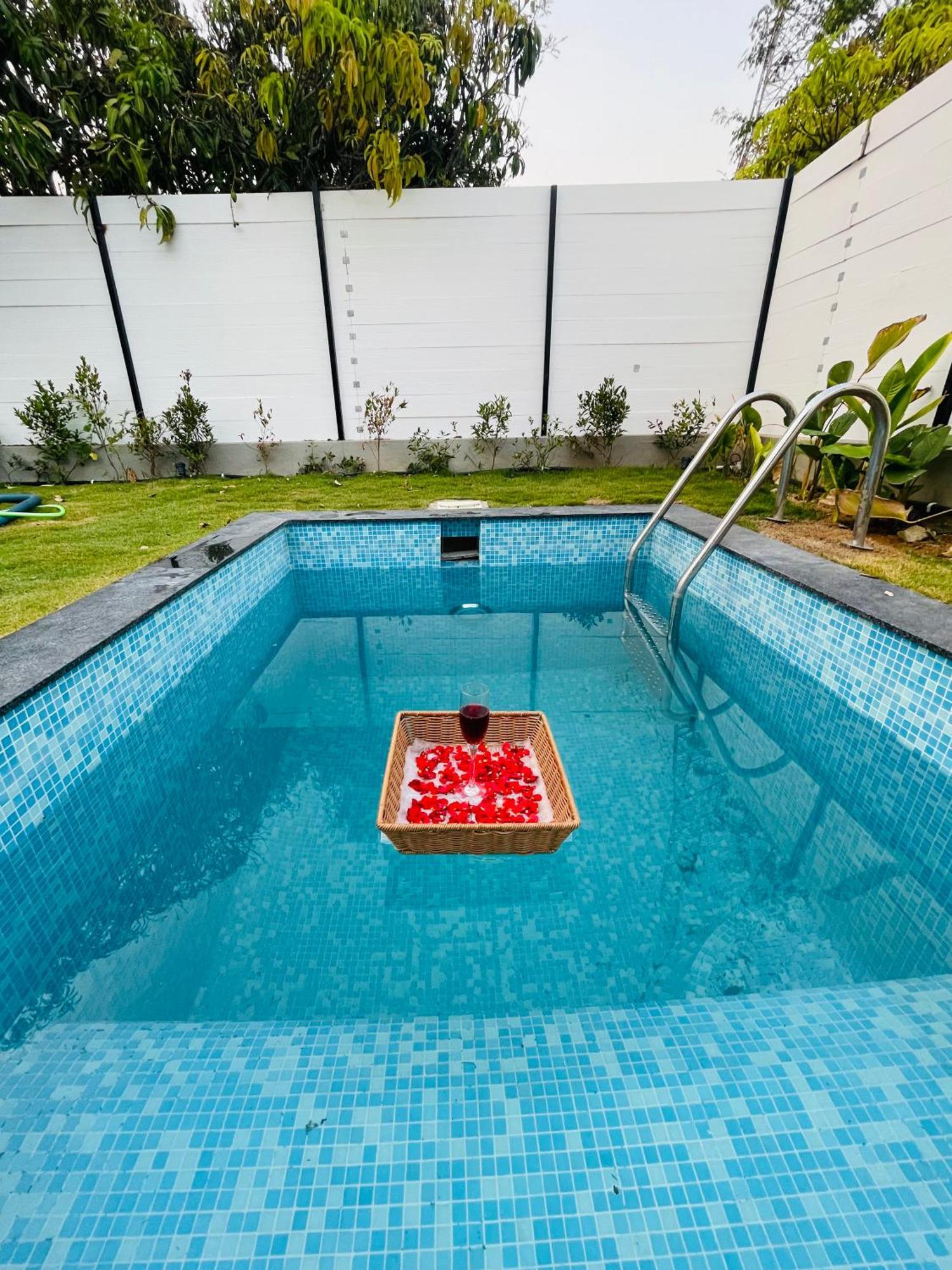 Aura Farms - Private Pool Cottages Rāmanagaram Exterior photo